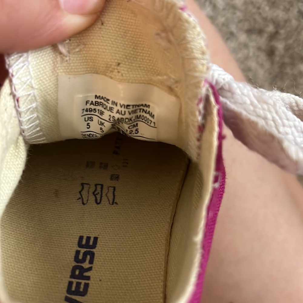 Purple toddler converse - Picture 4 of 4